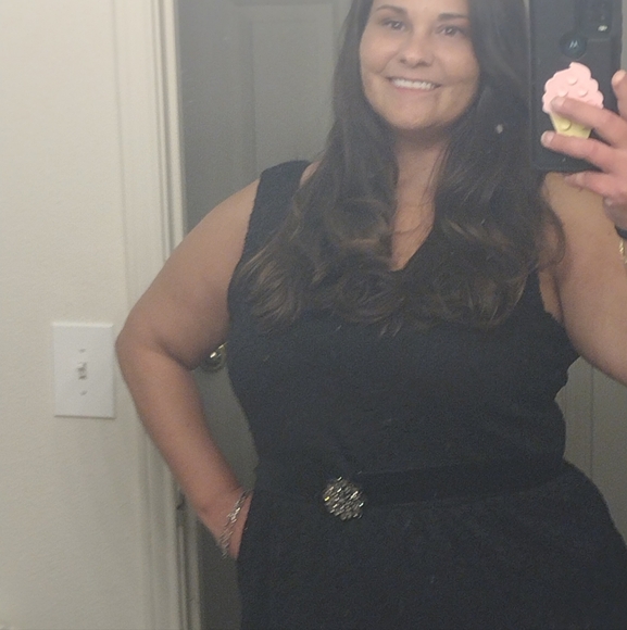 Meet your Posher, Ashley - Picture 5 of 6